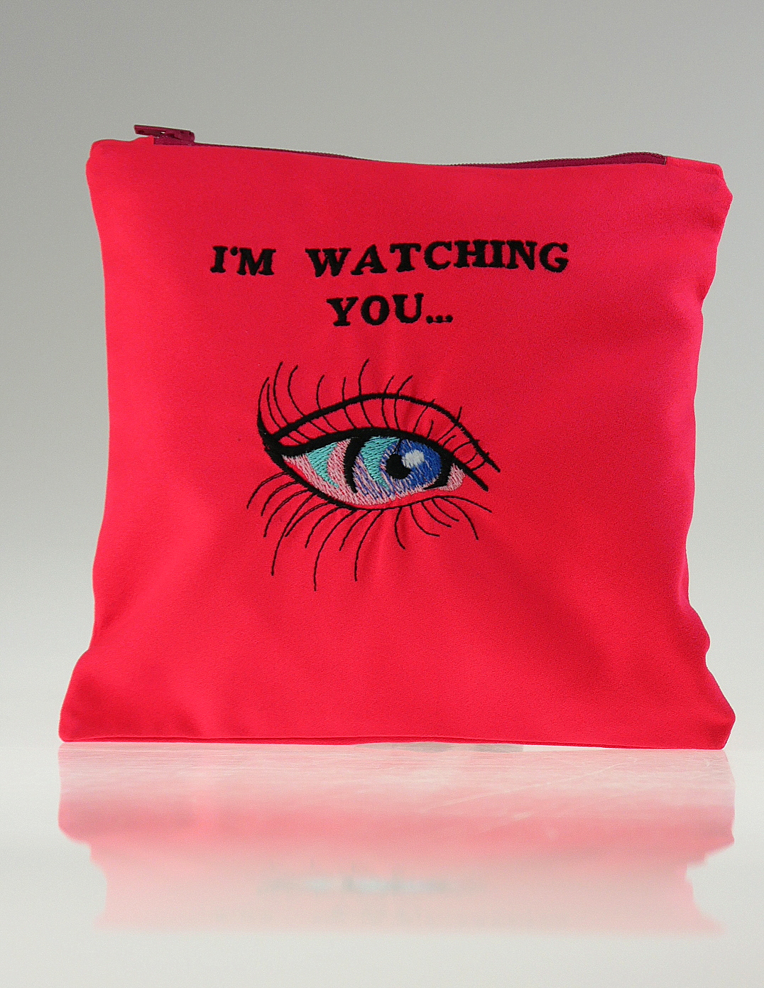 Kosmetyczka haftowana I’m watching You - oczy - obrazek 7