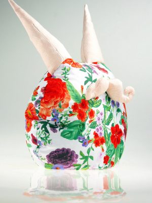 Poduszka z uszami i wąsami w KWIATY BOHO